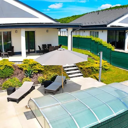 No 121 Bacasba With Heated And Covered Pool Villa Balatongyörök