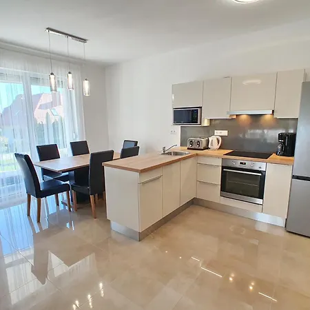 No 121 Bacasba With Heated And Covered Pool Villa *